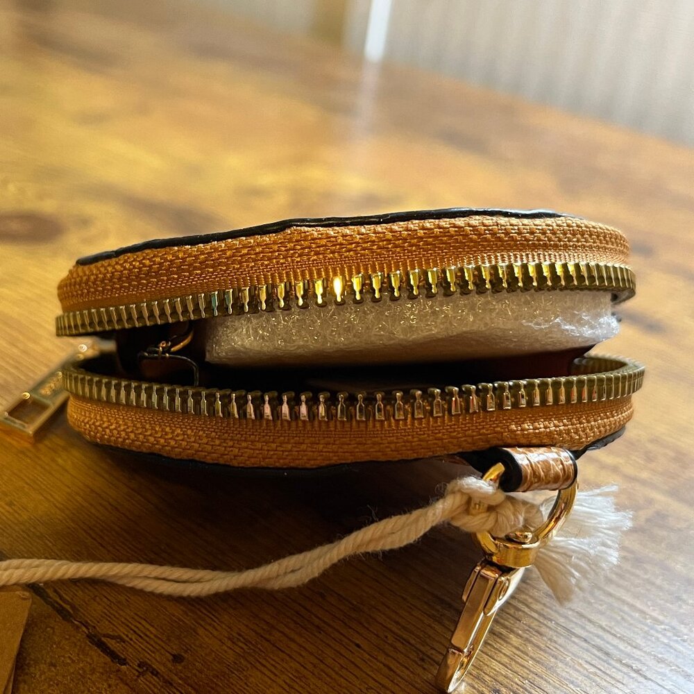 Carpisa - Coin purse with key chain - Picture 10 of 10